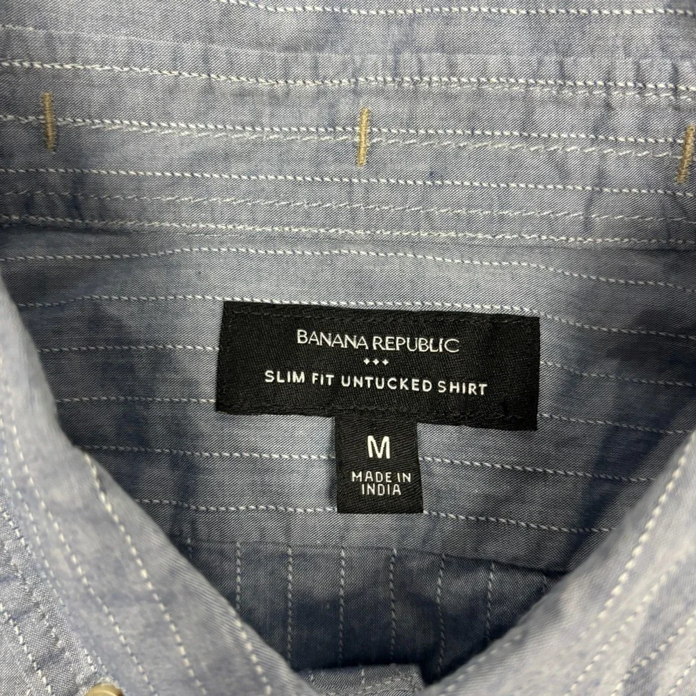 Banana Republic Button Down Shirt Mens M Blue Pinstripe Slim Fit Untucked Cotton